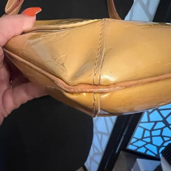 Louis Vuitton Thompson Street  Mustard Yellow Monogram Embossed Shoulder Bag - Picture 2 of 9